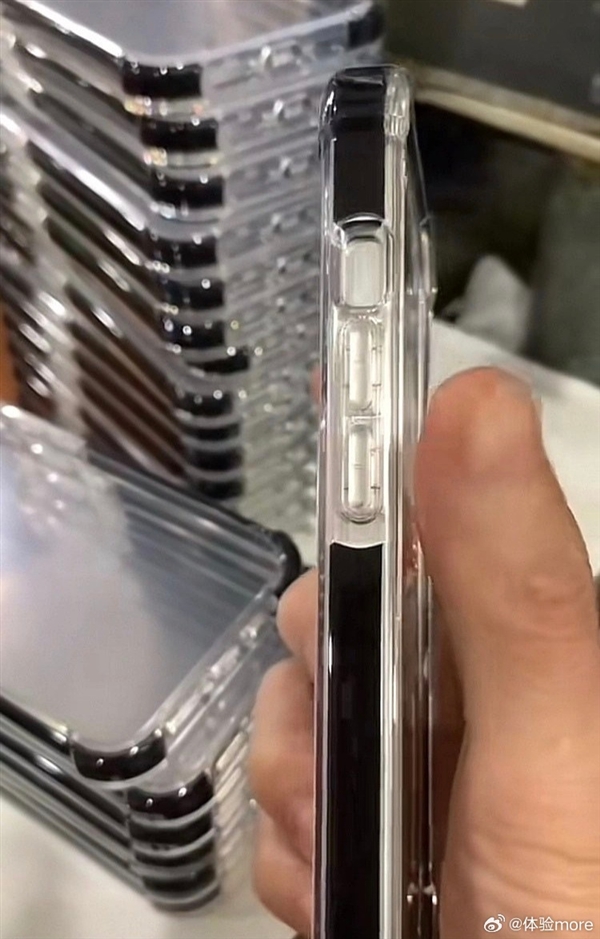 “單攝”版iPhone 14!iPhone SE 4金屬模具首度曝光(圖4) “單攝”版iPhone 14!iPhone SE 4金屬模具首度曝光