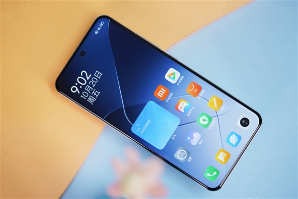 京東方、維信諾等中國廠商強勢沖擊!三星中小尺寸AMOLED份額首次失守50%(圖2) 京東方、維信諾等中國廠商強勢沖擊!三星中小尺寸AMOLED份額首次失守50%