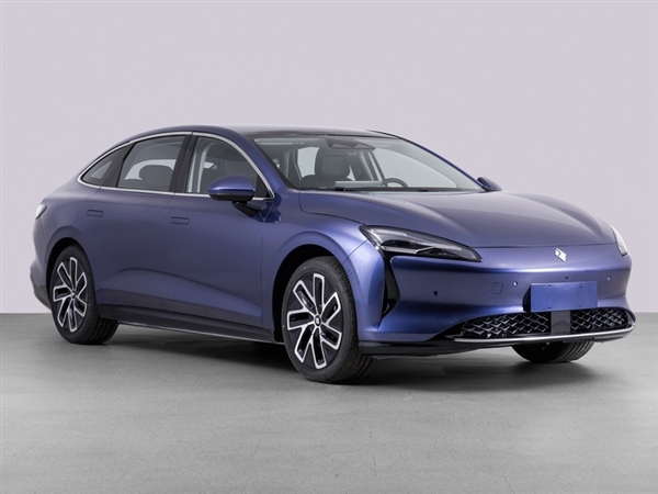 車長(zhǎng)超5米!寶駿全新中大型轎車云光申報(bào) 進(jìn)軍中高端市場(chǎng)(圖1) 車長(zhǎng)超5米!寶駿全新中大型轎車云光申報(bào) 進(jìn)軍中高端市場(chǎng)