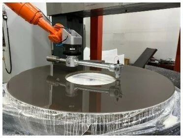 中國慕天望遠鏡1.93米主鏡磨制完成：精度達0.8微米