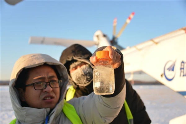 零下30多度！國產(chǎn)大型民用直升機AC313A首次高寒試飛