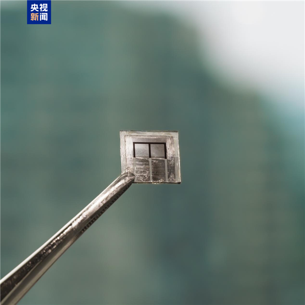 重大科研進(jìn)展!我國太陽能電池研發(fā)刷新世界紀(jì)錄(圖1) 重大科研進(jìn)展!我國太陽能電池研發(fā)刷新世界紀(jì)錄