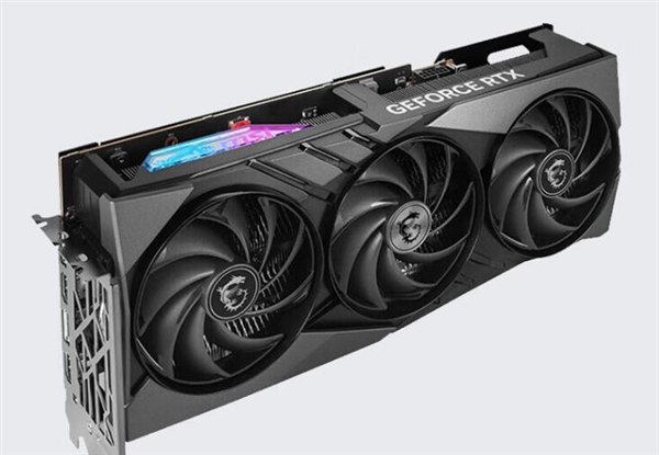 8999元起 微星推出宙斯盾GX海景房主機：頂配i9+RTX4090D