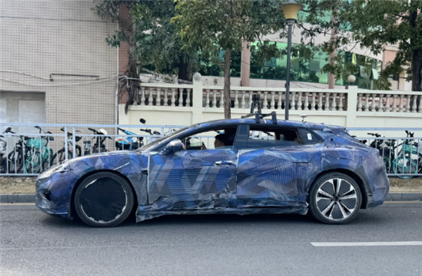 對標保時捷!騰勢全新獵裝車型曝光:有望年中發布(圖1) 對標保時捷!騰勢全新獵裝車型曝光:有望年中發布